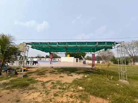 Infinity Pool & Lounge