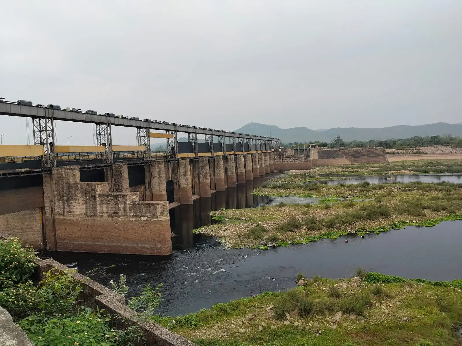 Subarno Bridge (Galudih)